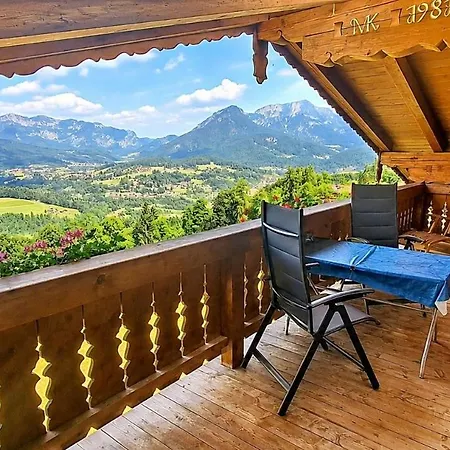 Urlaubshof Kranvogllehen مزرعة للإقامة